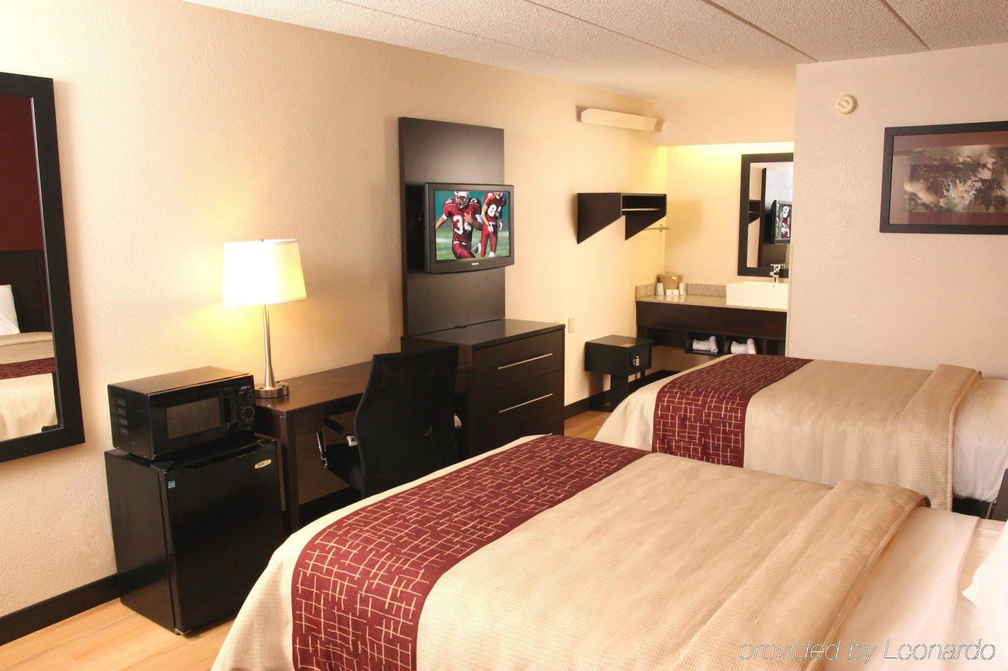 Brice Red Roof Inn Columbus East- Reynoldsburg מראה חיצוני תמונה